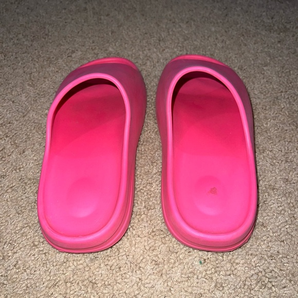 Pink Slides - Picture 4 of 5